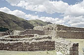 Cusco, Puca Pucara fortress